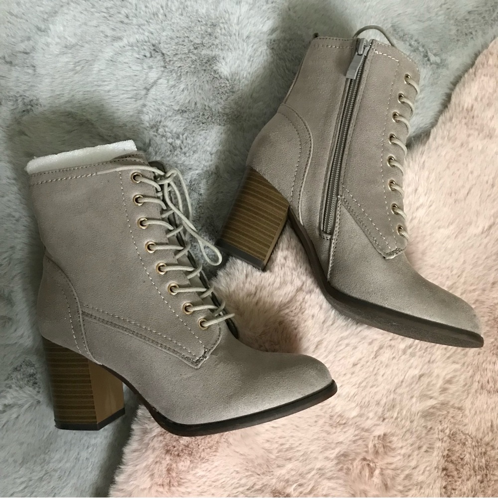 Journee collection New Baylor gray lace up boots